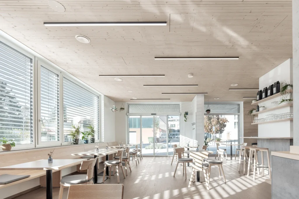 Primärversorgungszentrum Perg Innenmalerei
